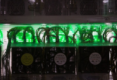 Giá Bitcoin lao dốc vì một loạt tin xấu, nguy cơ tụt xuống 20.000 USD