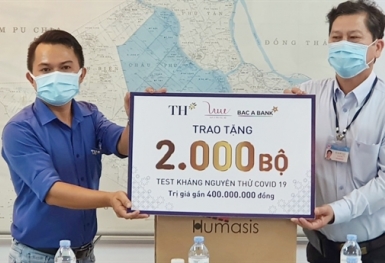 BAC A BANK tặng 2.000 bộ xét nghiệm nhanh Covid-19 chống dịch