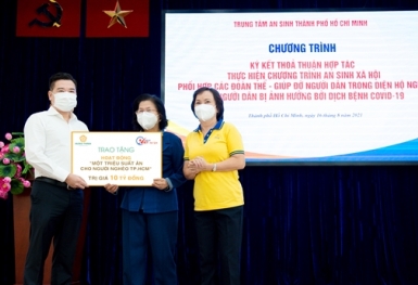 Hưng Thịnh chung tay hỗ trợ triệu suất ăn cho người nghèo