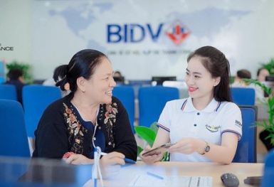 Tín dụng ngân hàng đối mặt nhiều khó khăn