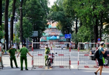 TP. HCM chính thức giãn cách xã hội theo Chỉ thị 16 đến hết tháng 9