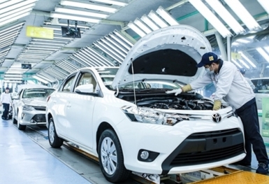 Đề nghị giảm 50% lệ phí trước bạ ôtô để kích cầu