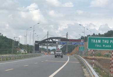 Đề xuất mua lại 7 dự án BOT: Không thể vội vàng