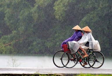 Dự báo thời tiết ngày mai 18/11: Mưa to duy trì ở Trung Bộ