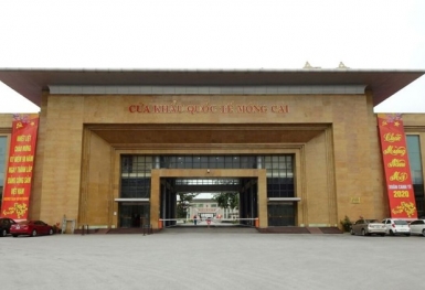 Cửa khẩu Móng Cái - Đông Hưng dừng thông quan: Hoạt động 'đẩy hàng' xuất khẩu khó càng thêm khó