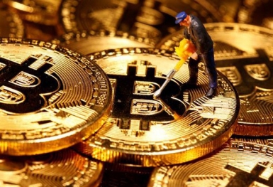 Bitcoin lập tiếp đỉnh cao mới: Vượt 28.000 USD