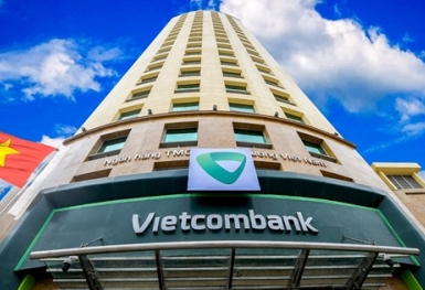 Vietcombank giảm đồng loạt lãi suất cho vay