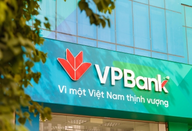 Hơn 2.000 quà tặng chương trình 'Chào xuân mới - đón lộc tới' đã được VPBank trao tặng khách hàng may mắn