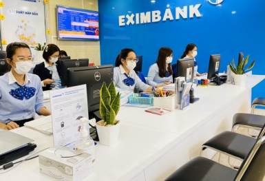 Ngân hàng đầu tiên sụt giảm cả cho vay và tiền gửi khách hàng trong năm 2020