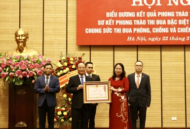 T&T Group được tặng thưởng Huân chương Lao động vì thành tích chống dịch Covid-19