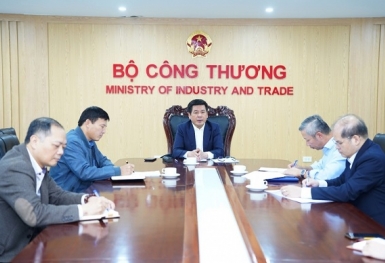 Phát triển điện mặt trời: Không thể chậm trễ việc kiểm tra, giám sát