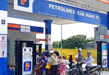 Petrolimex: Năm 2021 đặt kế hoạch lãi trước thuế 3.360 tỷ đồng, cổ tức tổi thiểu 12%, hoàn thành thoái vốn PG Bank
