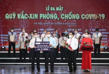 T&T Group và hệ sinh thái của bầu Hiển đóng góp gần 240 tỷ đồng phòng chống dịch COVID-19