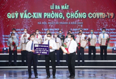 Novaland góp 100 tỷ cho Quỹ vắc xin phòng Covid-19, san sẻ cùng cộng đồng