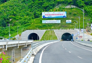 BOT mong phân bổ lãi vay theo doanh thu: Khó chấp nhận