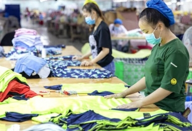 Nhà bán lẻ ngoại lo đứt gãy chuỗi cung ứng ở Việt Nam