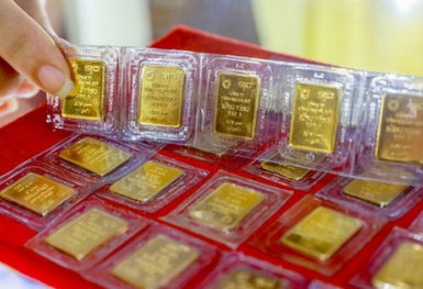 Bất chấp giá vàng thế giới lao dốc, vàng trong nước bất ngờ đảo chiều tăng mạnh
