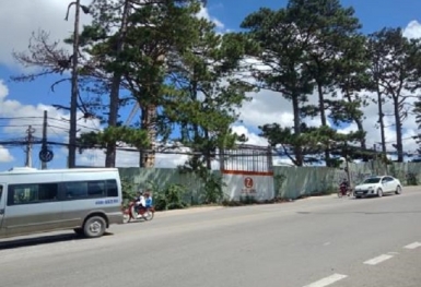 Kiến nghị làm nghiêm với Merperle Dalat Hotel bỏ hoang