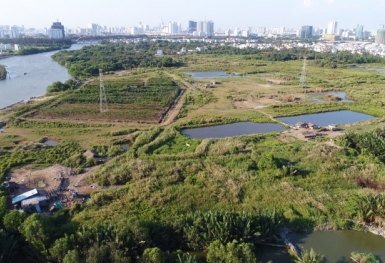 Tin bất động sản nổi bật trong tuần:  Quốc Cường Gia Lai 'kêu cứu', Dự án The Arena Cam Ranh chưa được phê duyệt giá đất