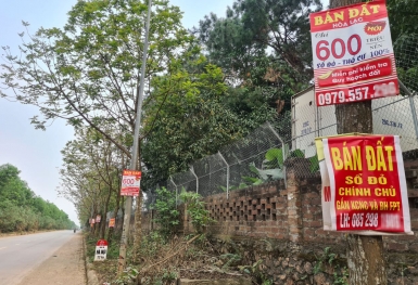 Hậu 'sốt đất': Xuất hiện tình trạng bỏ cọc, cắt lỗ, nhiều 'điểm nóng' giá bán bất động sản lao dốc