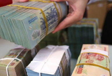 Một lượng tiền lớn hơn 100.000 tỷ đồng được bơm ra thị trường
