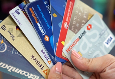 NHNN sắp cho phép giữ nguyên nhóm nợ cho chủ thẻ tín dụng bị giảm thu nhập do dịch bệnh?