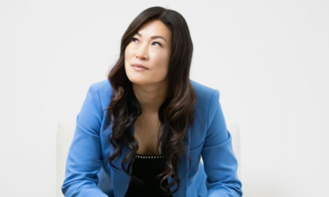 Hành trình trở thành CEO công ty 100 triệu USD của nữ phục vụ phòng khách sạn