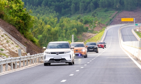 VinFast cán mốc 100.000 ô tô bán ra trong 9 tháng đầu năm 2025