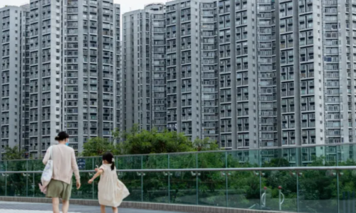 Giá nhà ở Hồng Kông giảm 20%, chuyên gia khuyên gì cho nhà đầu tư quốc tế?