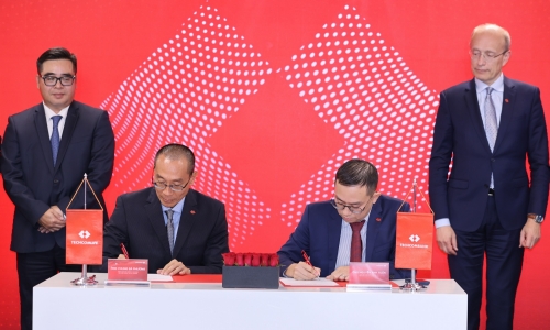 Techcombank phân phối sản phẩm Techcom Life: Bước tiến mới cho hệ sinh thái tài chính - bảo hiểm liền mạch