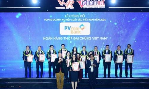 PVcomBank vươn tầm trong Top 500 Doanh nghiệp lớn nhất Việt Nam năm 2024