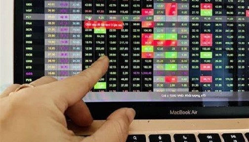 Nhận định phiên giao dịch ngày 10/9: VN-Index hồi phục nhẹ, rủi ro điều chỉnh vẫn cao
