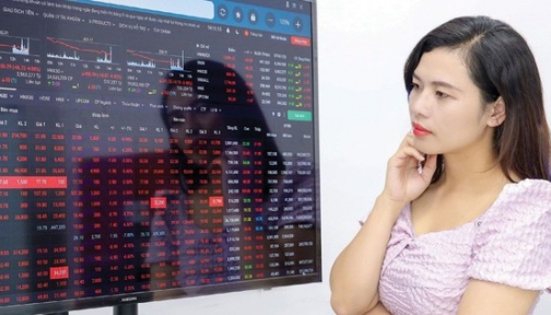 Chứng khoán đỏ lửa trước áp lực 'chốt' lời