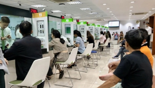 Ngành ngân hàng cơ cấu nợ, giảm lãi, mở gói tín dụng ưu đãi hỗ trợ vùng lũ