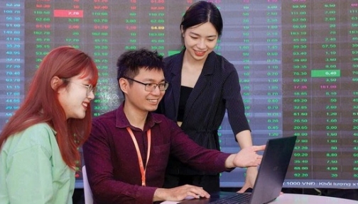 Loạt doanh nghiệp niêm yết giao dịch cổ phiếu và trái phiếu đáng chú ý ngày 25/11