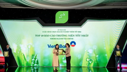 VietinBank giành cú đúp giải thưởng về Báo cáo thường niên tại VLCA 2024