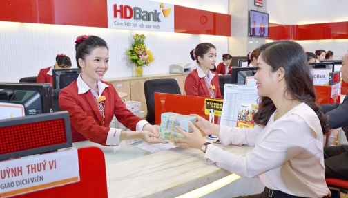 HDBank: Lợi nhuận 9 tháng vượt 14.800 tỷ đồng, tiếp tục dẫn đầu về tỷ suất lợi nhuận, chia cổ tức và cổ phiếu thưởng
