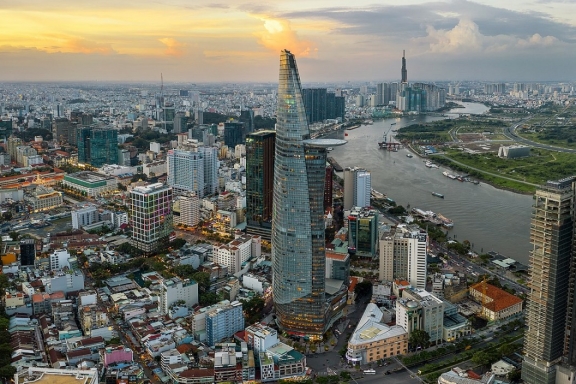 10 năm qua giá bán nhà thấp tầng tại TP HCM tăng gần 7 lần
