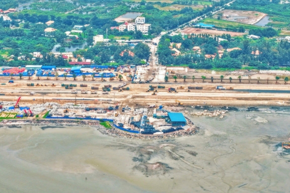 Vinhomes Cần Giờ sử dụng công nghệ san lấp lấn biển bền vững hàng đầu thế giới