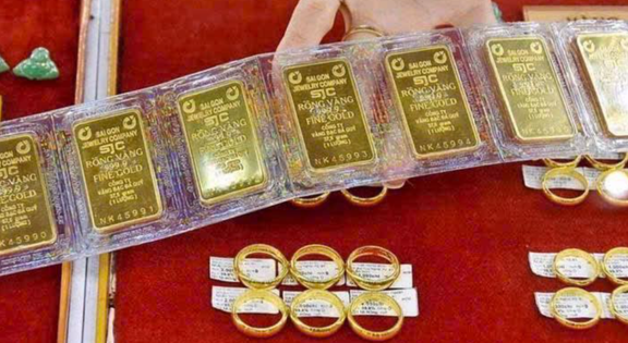 Giá vàng tăng 4 triệu đồng