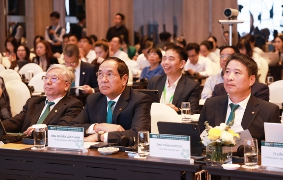 Thêm góc nhìn toàn cảnh về thị trường tài chính Việt Nam