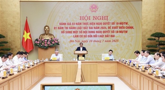 Thủ tướng: Nghiên cứu đề xuất điều chỉnh, bổ sung chính sách về đất đai