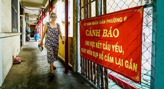 TPHCM còn bao nhiêu chung cư hư hỏng nặng, nguy hiểm chưa được di dời?