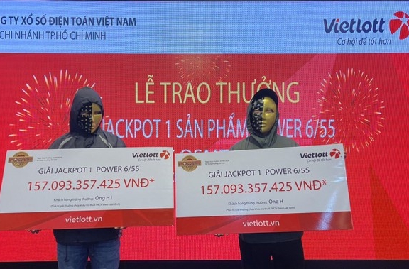 Một khách hàng may mắn trúng xổ số Vietlott hơn 344 tỉ đồng