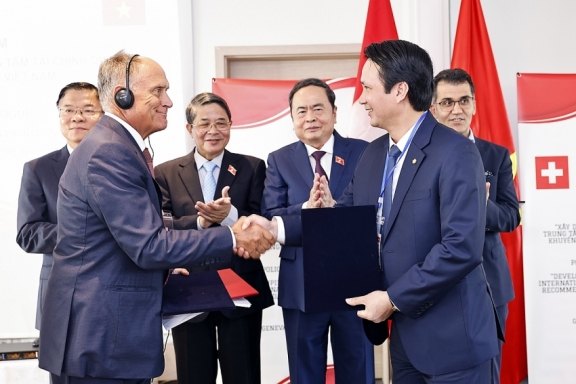 BIDV ký biên bản ghi nhớ hợp tác với Trade Data Monitor