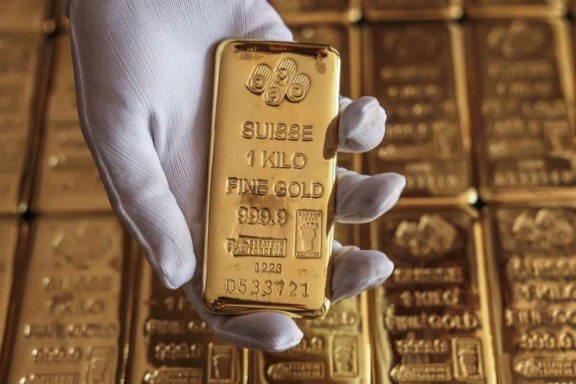 Giá vàng tiếp tục tăng tốc, vàng miếng SJC vươn lên mức đỉnh kỷ lục