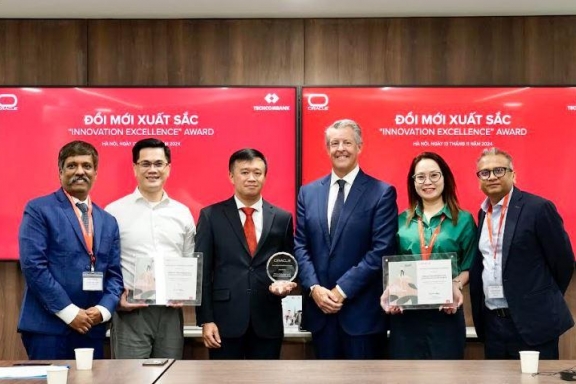 Techcombank nhận giải thưởng Sáng tạo xuất sắc từ Oracle