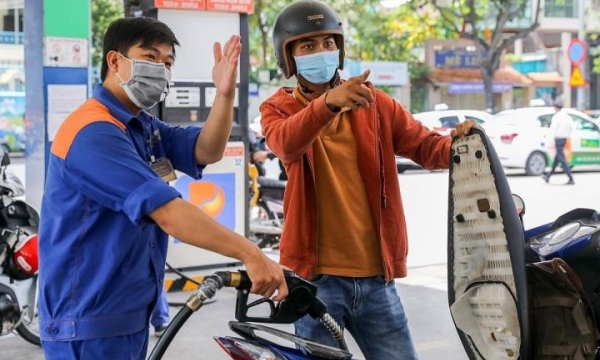 Bộ Tài chính kiến nghị giảm tiếp 1.000 đồng/lít đối với xăng dầu