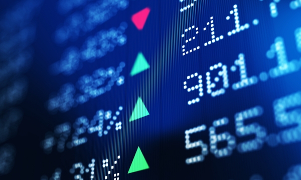 Nhóm bluechips kéo chỉ số Vn-Index bật tăng hơn 8 điểm