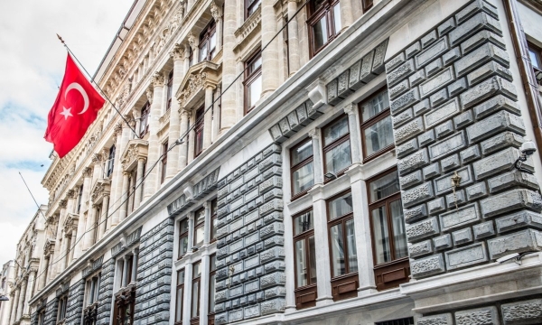 Thổ Nhĩ Kỳ gây chấn động thị trường khi cắt giảm lãi suất bất chấp lạm phát gần 80%